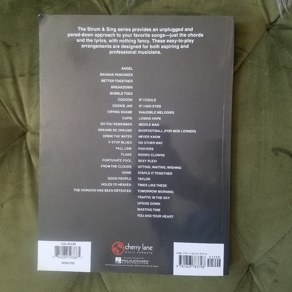 Jack Johnson Strum & Sing Ukulele Book - Picture 3 of 3